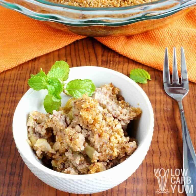 Keto Apple Crisp Recipe with Zucchini Mock Apples Low Carb Yum