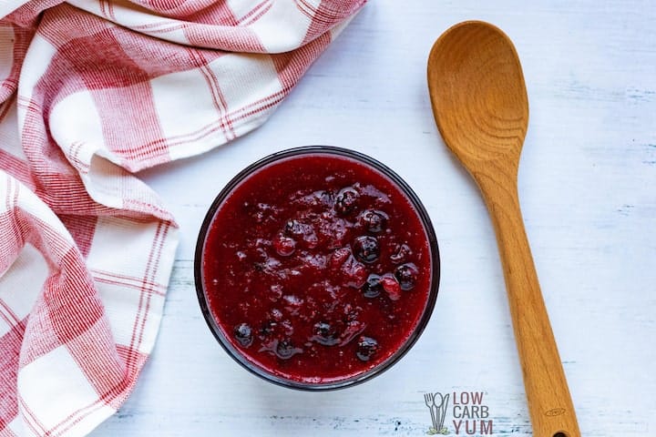 cranberry blueberry sauce in bowl