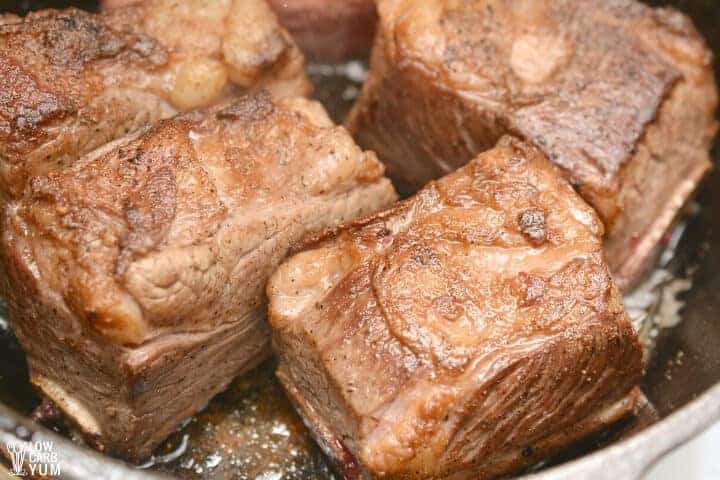 searing short ribs