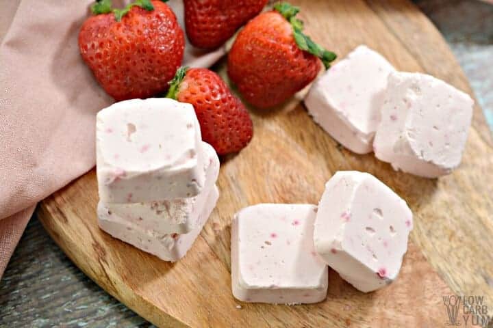 strawberry fat bombs