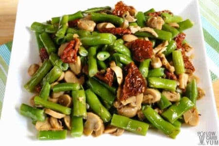 Sautéed Green Beans with Mushrooms | Low Carb Yum