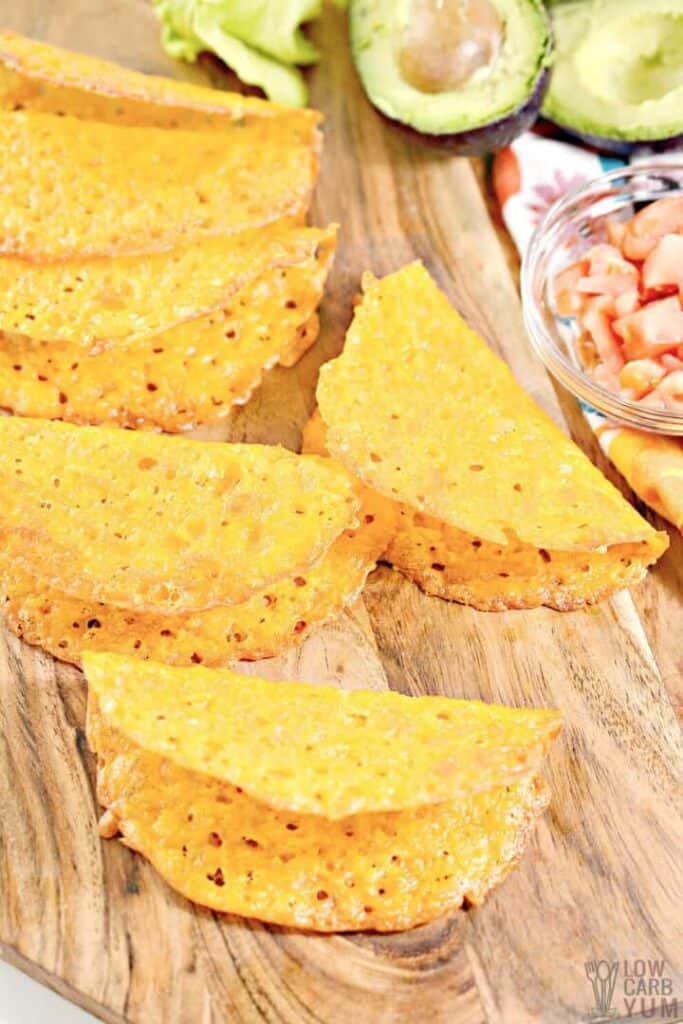 Hard Keto Cheese Taco Shells (Quick & Easy) Low Carb Yum