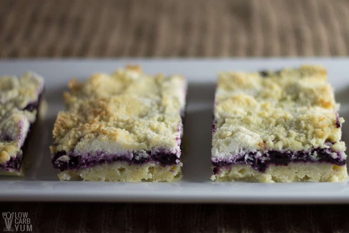 blueberry cheesecake crumb bars