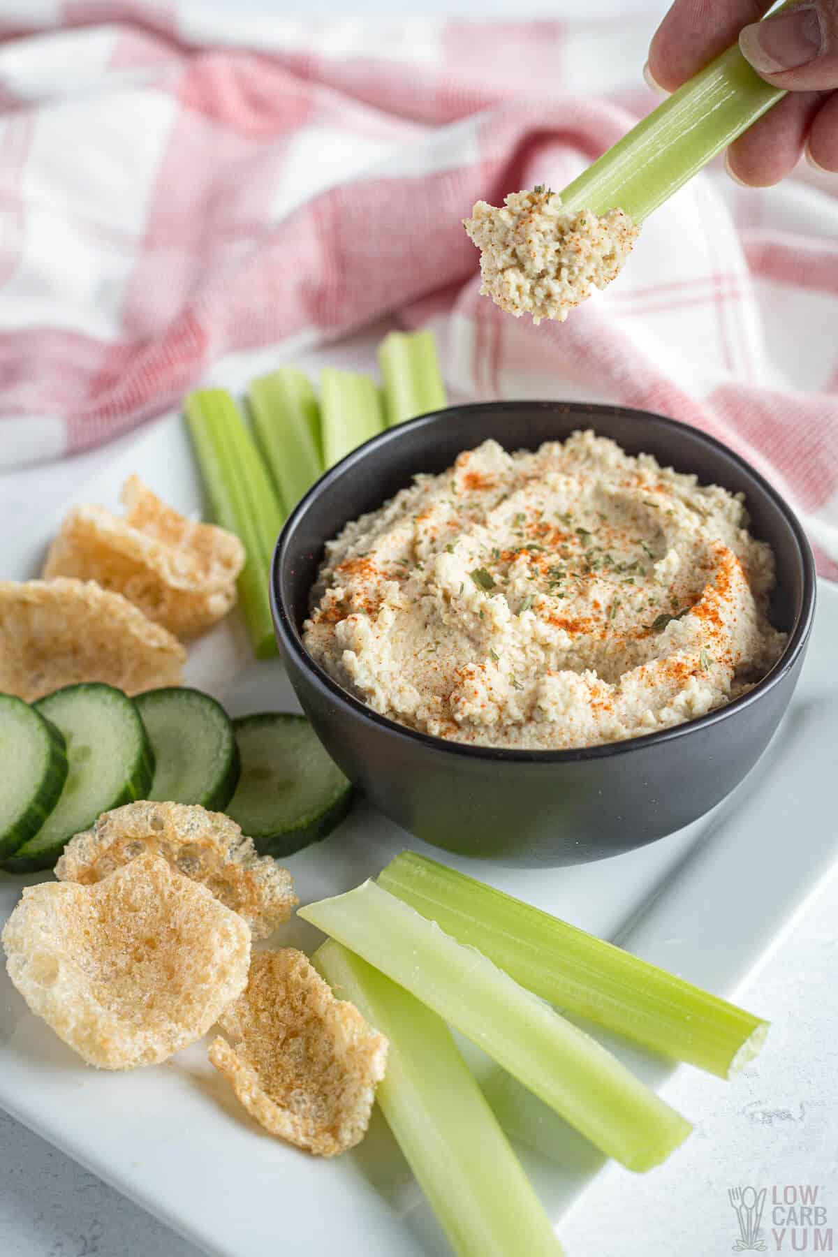 Keto Roasted Cauliflower Hummus | Low Carb Yum