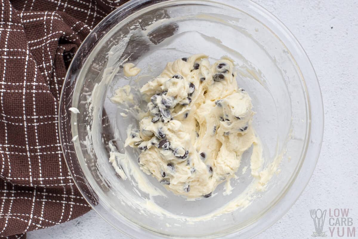 chocolate chips mixed into cream cheese mixture