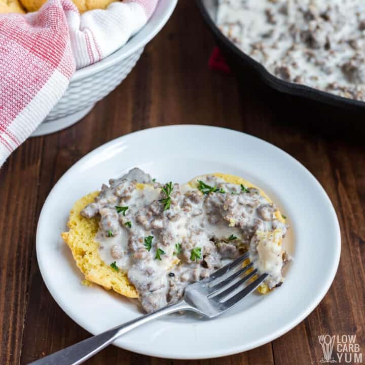 Keto Biscuits and Gravy Recipe For LowCarb Breakfast Low Carb Yum