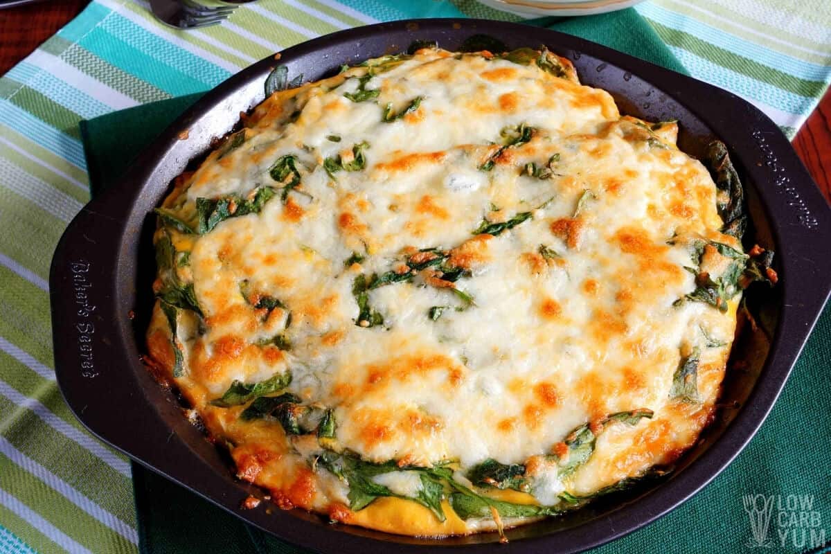 keto crustless spinach cheese pie in pan