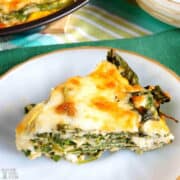 keto crustless spinach cheese pie slice