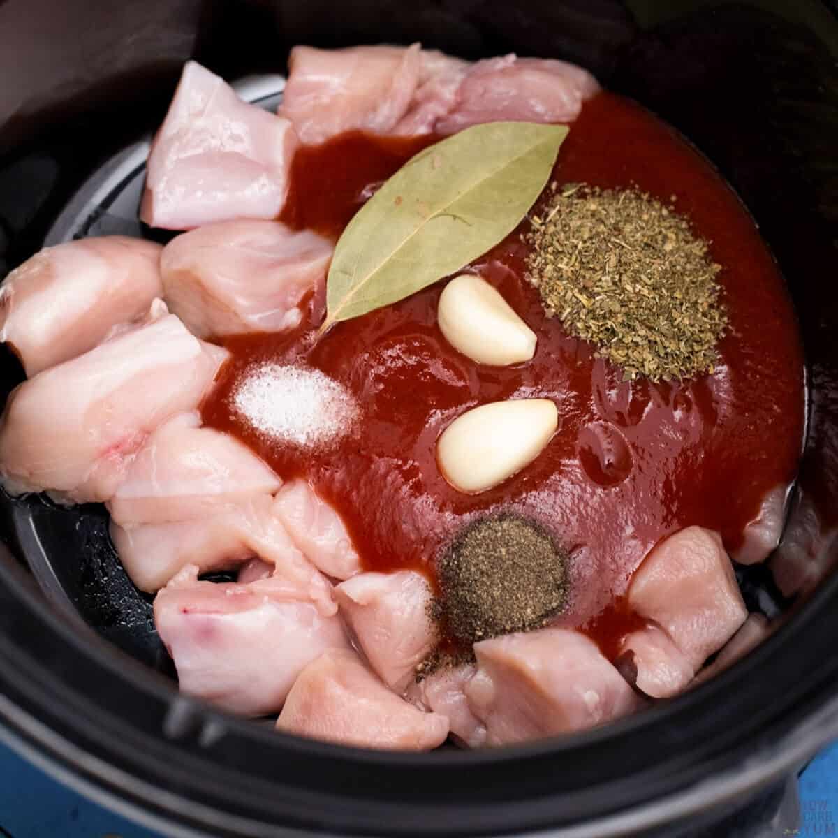 ingredients in slow cooker