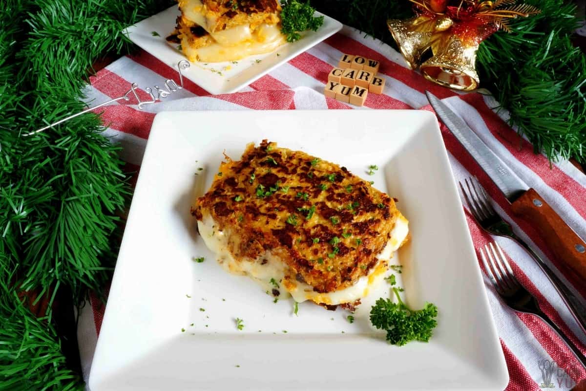 https://lowcarbyum.com/wp-content/uploads/2020/12/keto-cauliflower-grilled-cheese-l.jpg