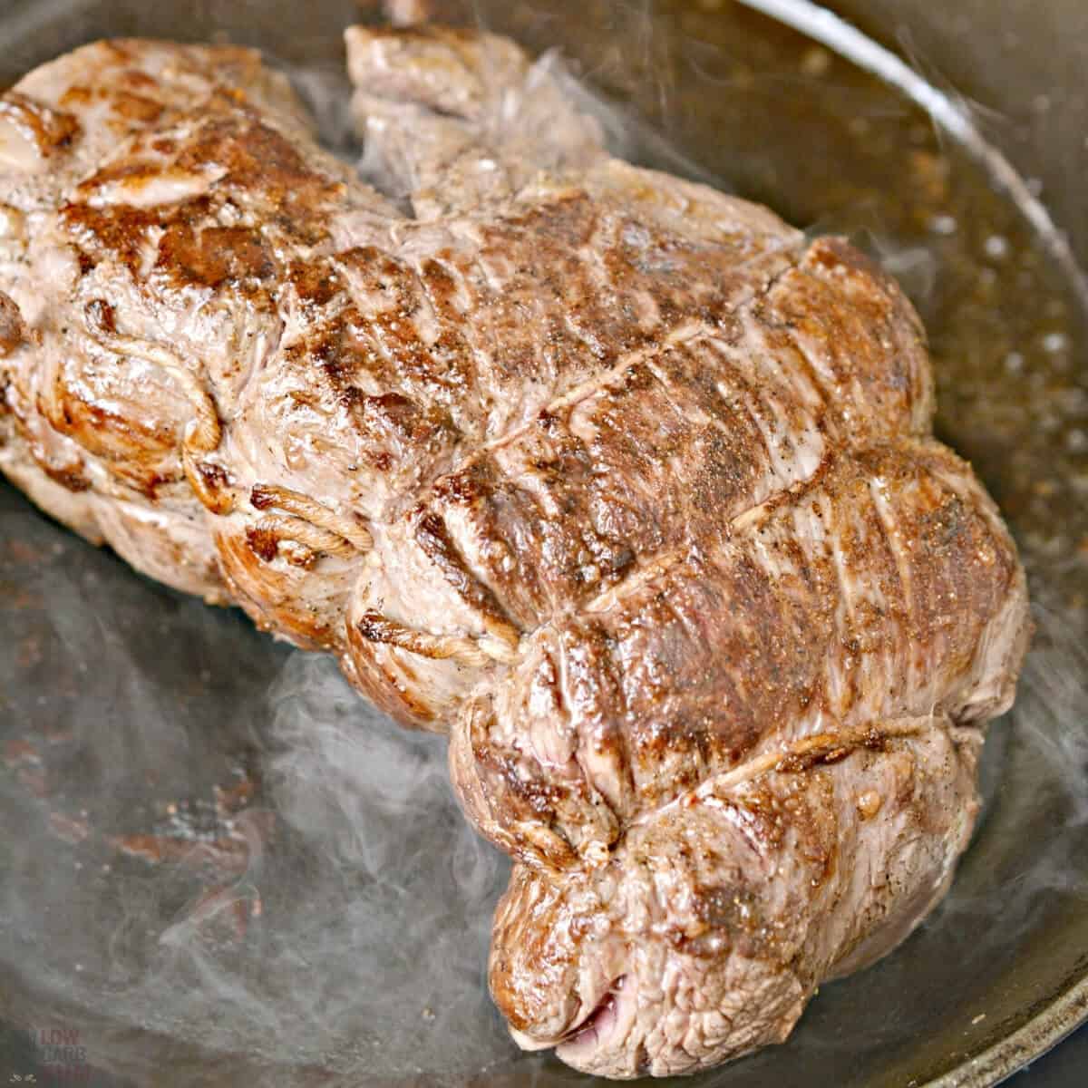 searing beef tenderloin in cast iron pan