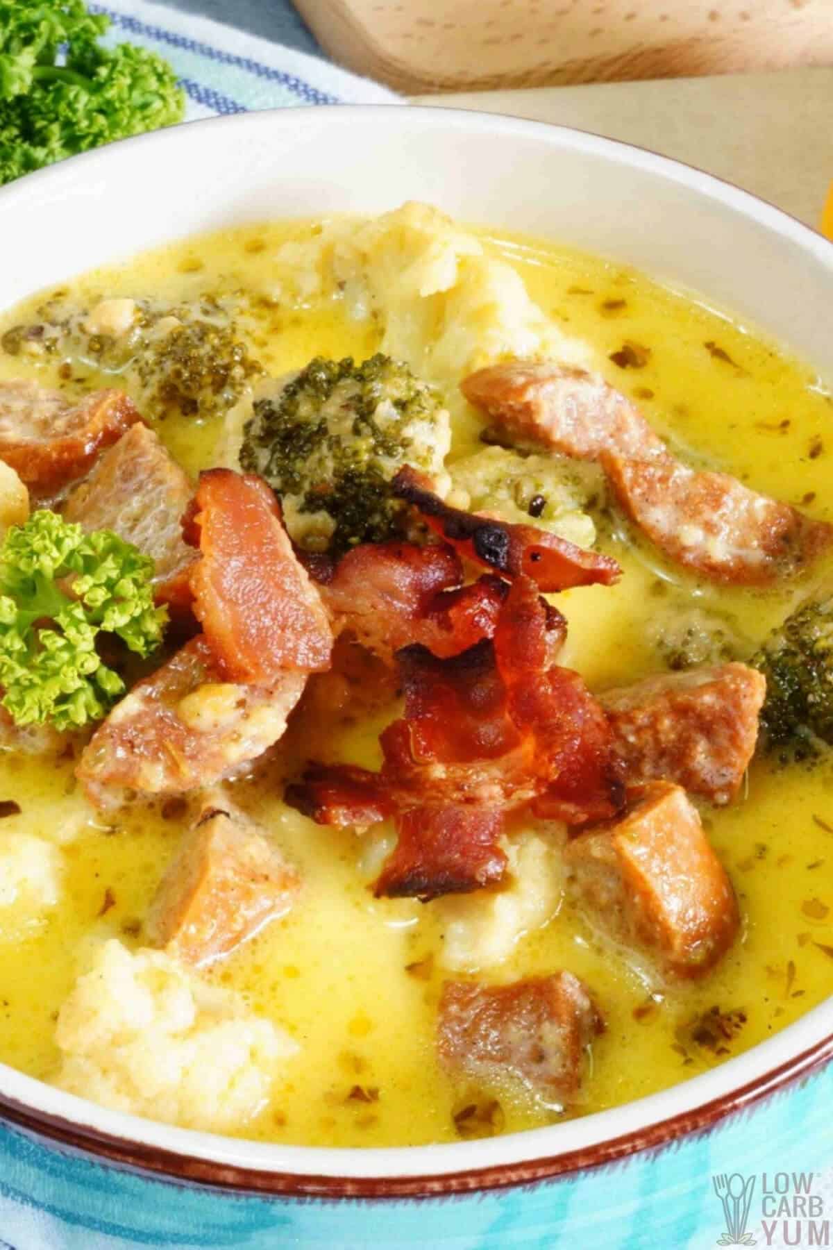 closeup of broccoli cauliflower soup in bowl