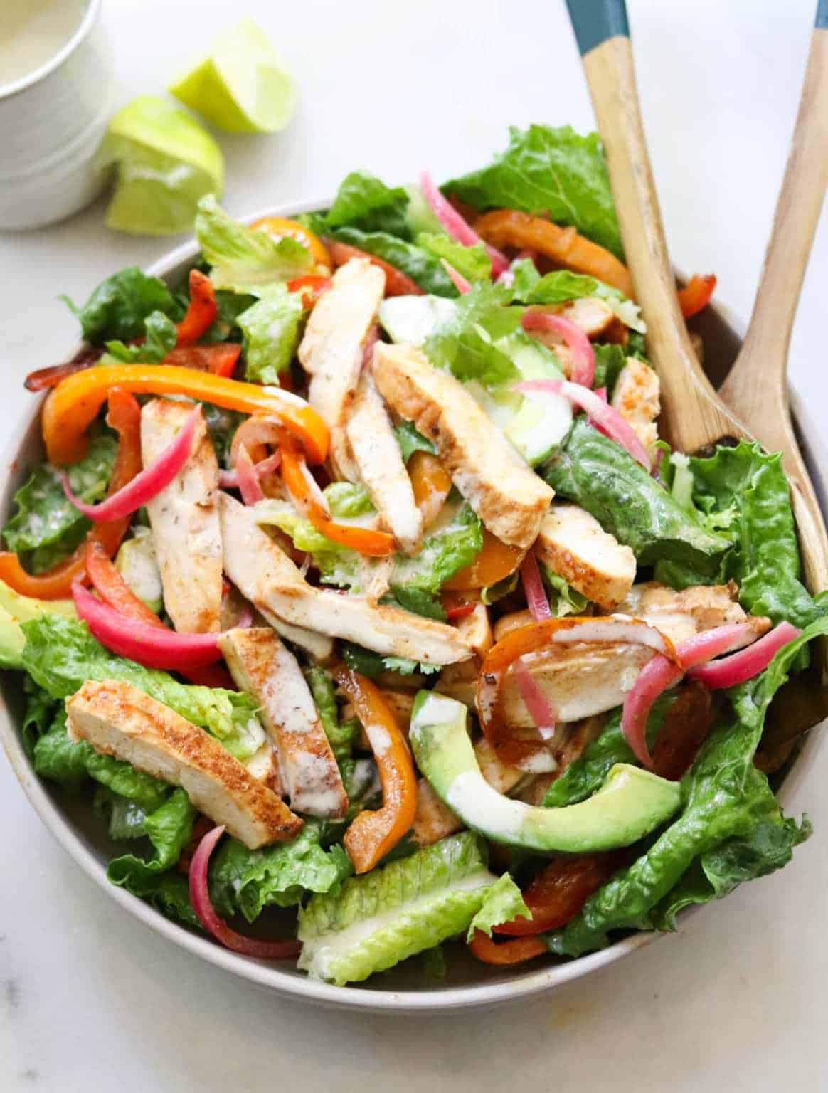 spicy chicken fajita salad