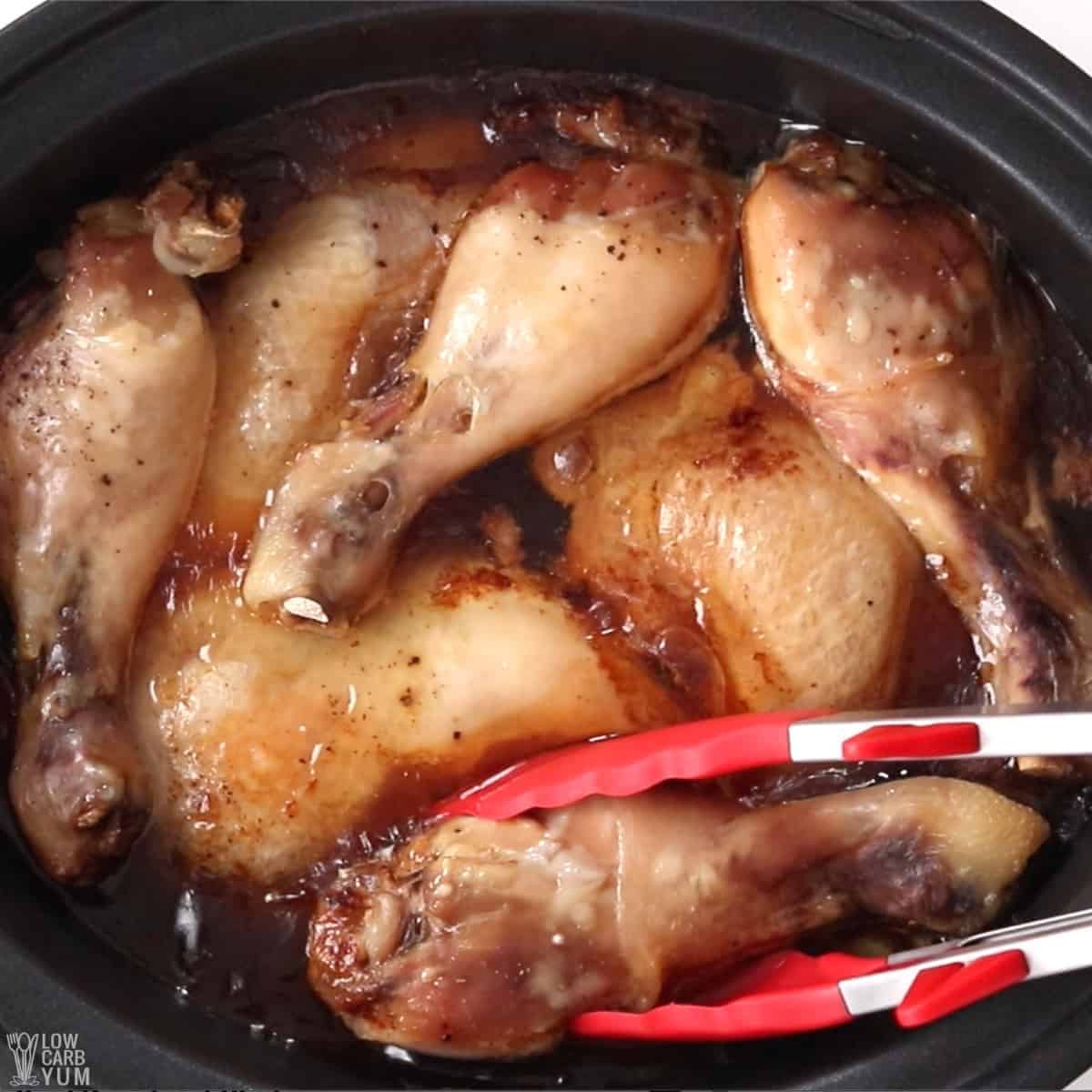 removing cooked chicken from crock pot