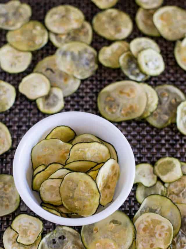 Oven Baked Zucchini Chips Story Low Carb Yum