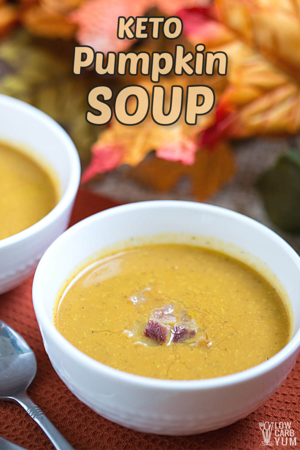 easy-keto-creamy-pumpkin-soup-with-bacon