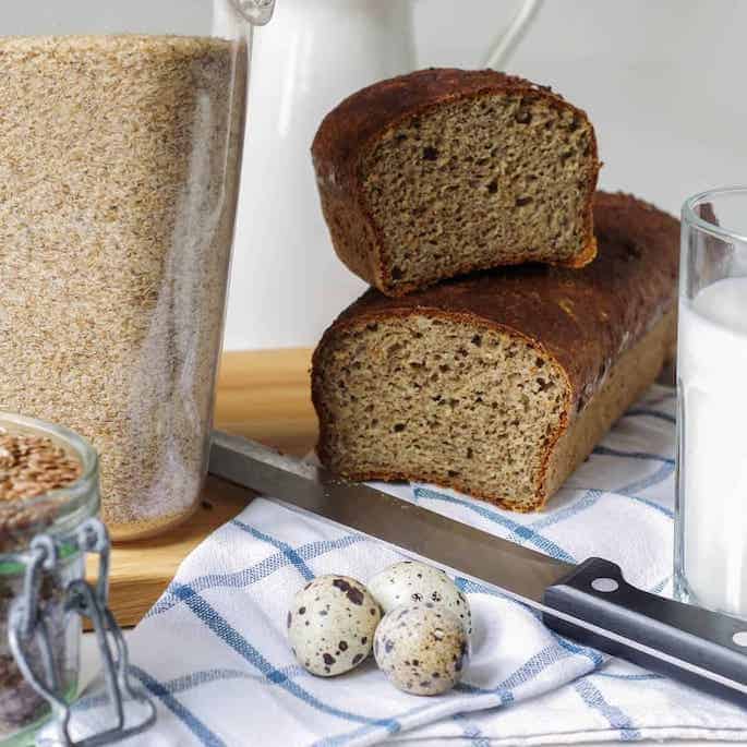 psyllium husk seed bread with quail eggs and psyllium in container.