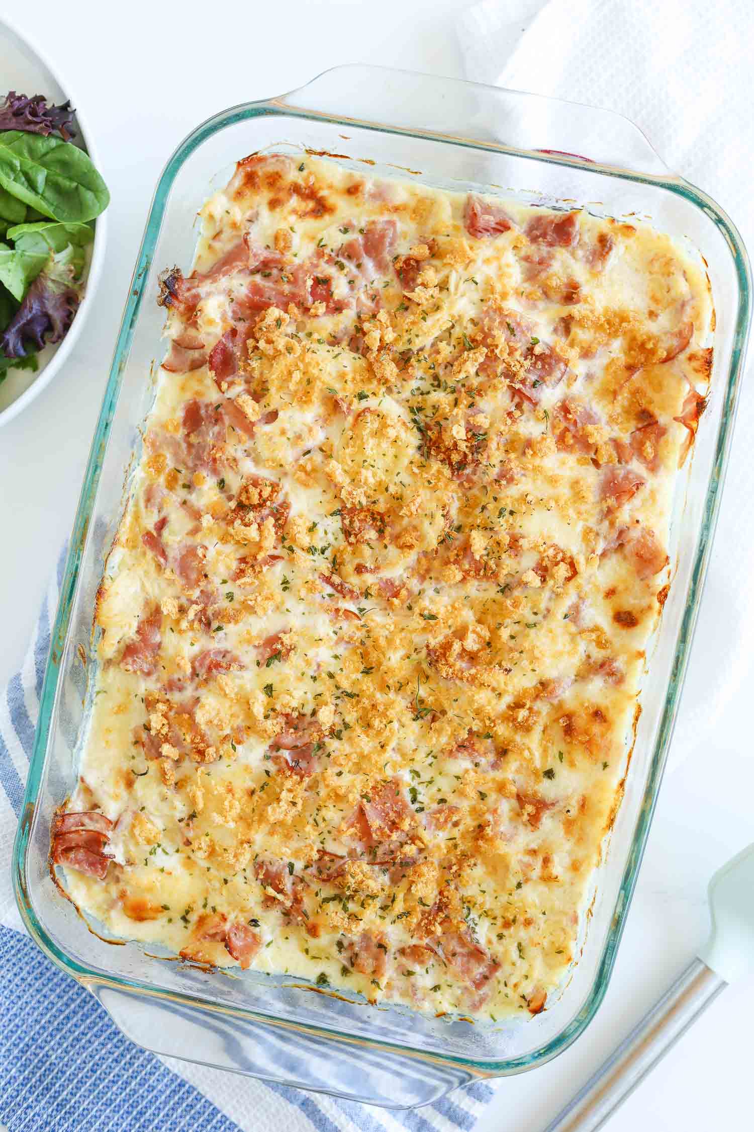 baked keto chicken cordon bleu casserole 