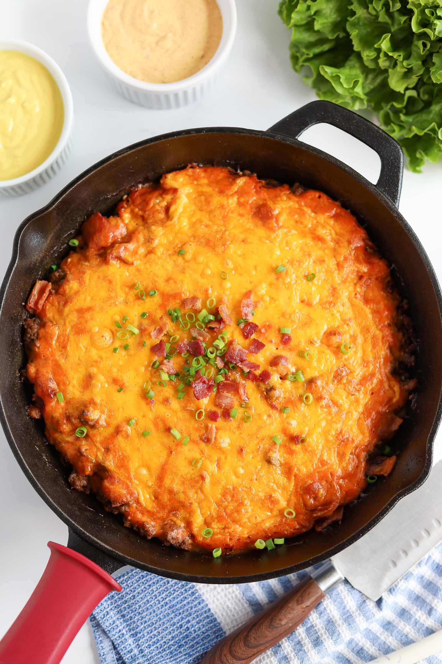 keto cheeseburger casserole in a cast iron skillet
