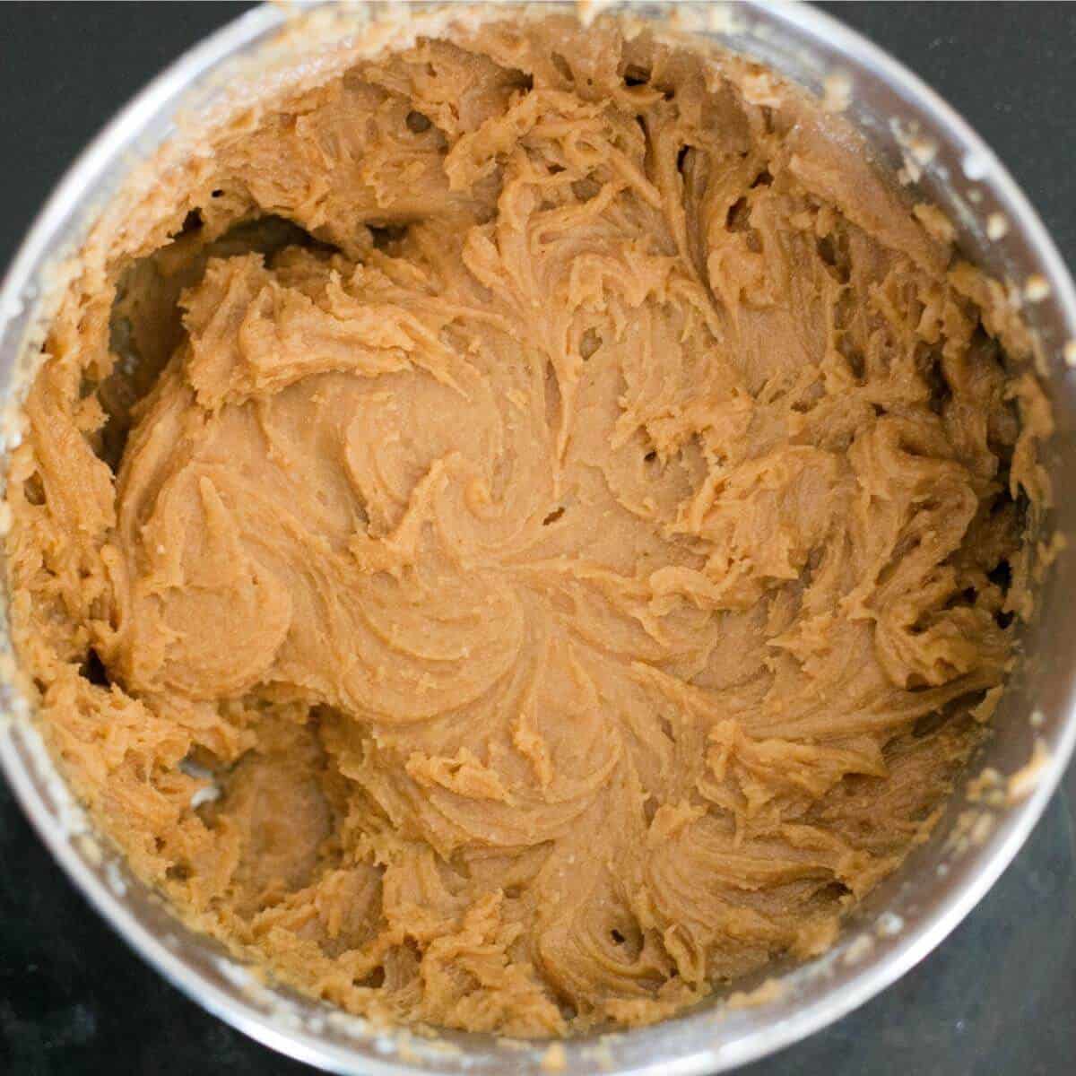 peanut butter fudge mixture in pot