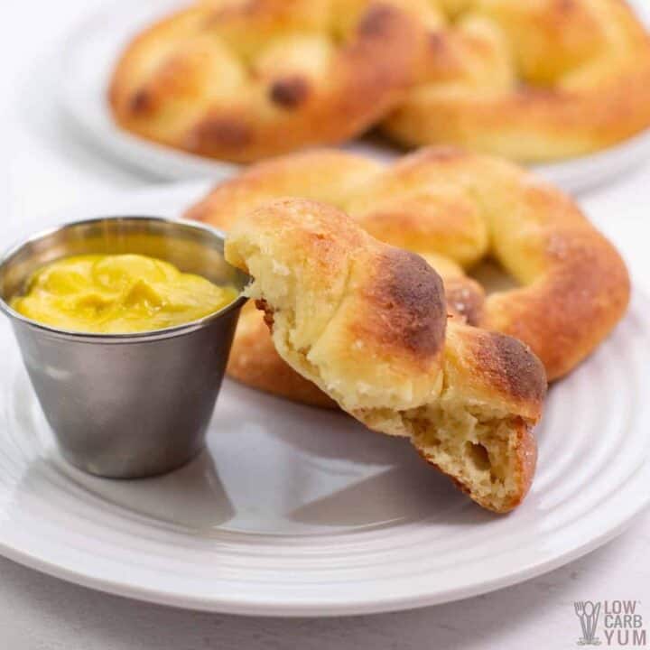 Keto Soft Pretzels Recipe (Almond Flour) Low Carb Yum