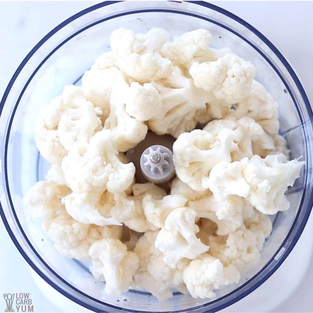 cauliflower florets in food processor.