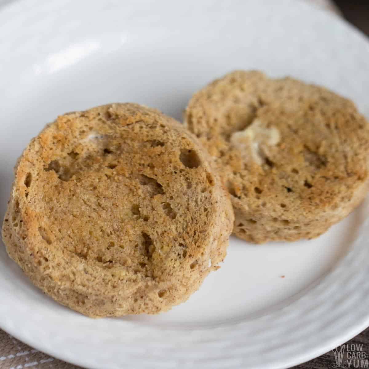 Low Carb English Muffin (In 1 Minute!) - Low Carb Yum