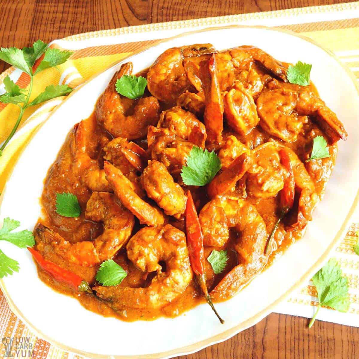 Chicken and hot sale prawn curry