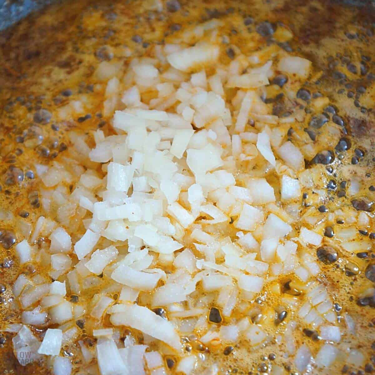 sautéing onion.,