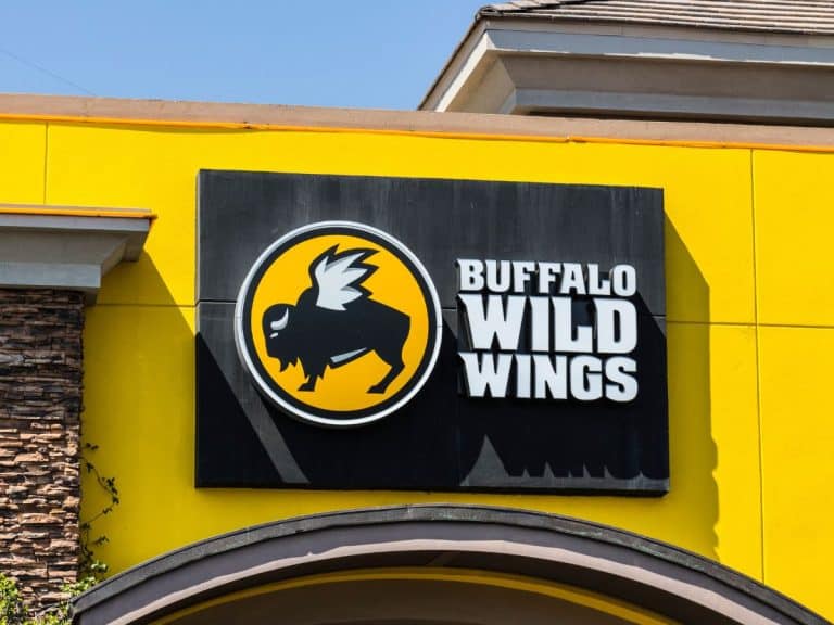 Keto At Buffalo Wild Wings (2024) - Low Carb Yum