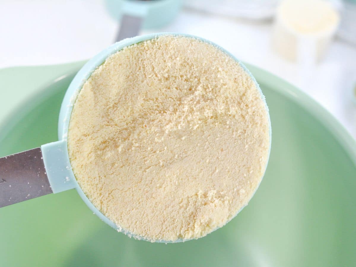 a scoop of almond flour