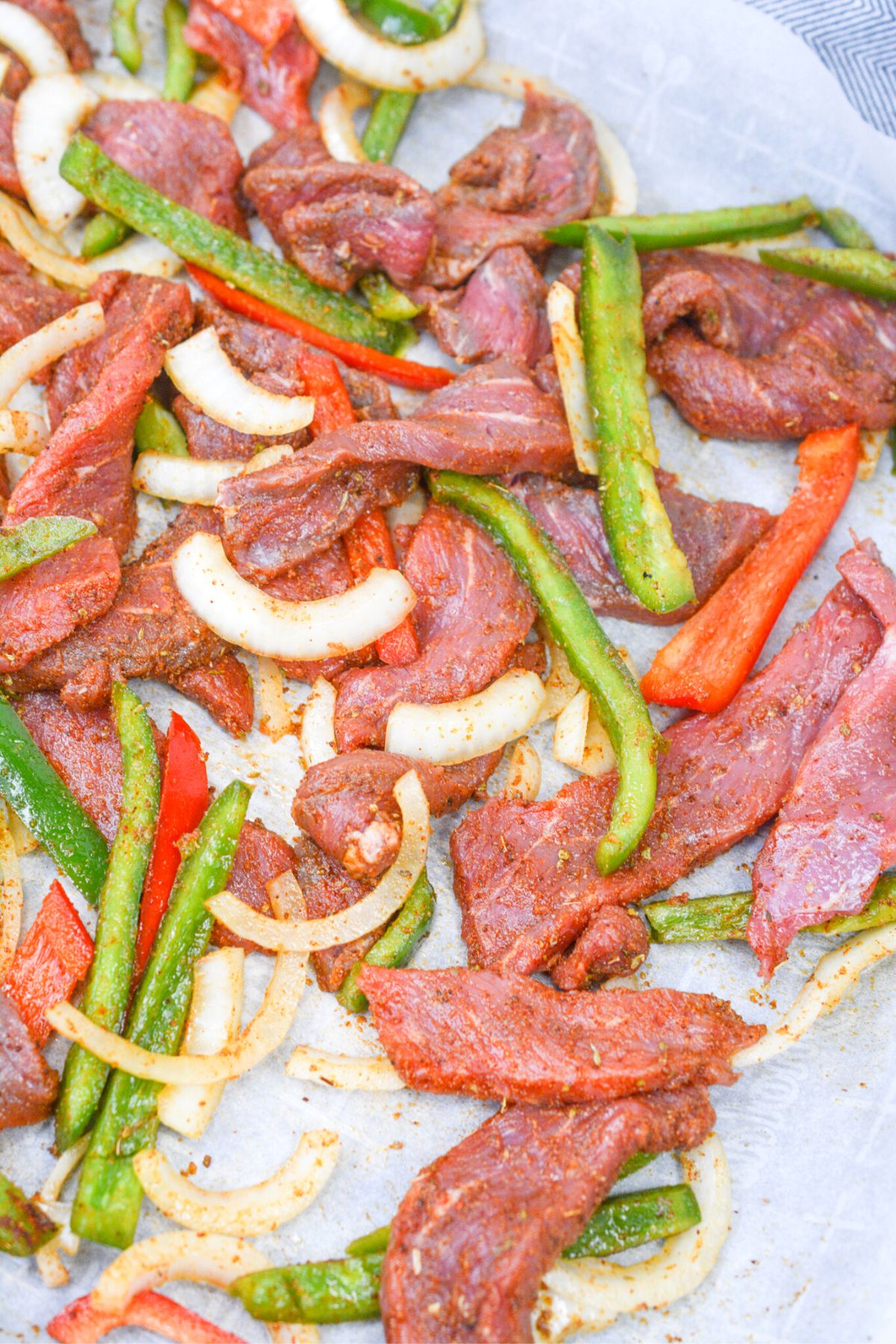 sheet pan steak fajitas