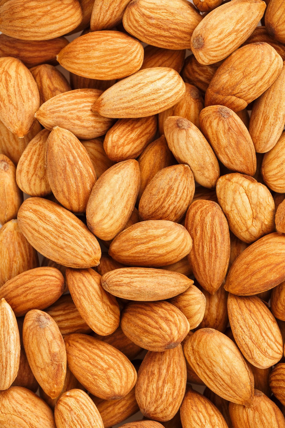 are almonds keto friendly