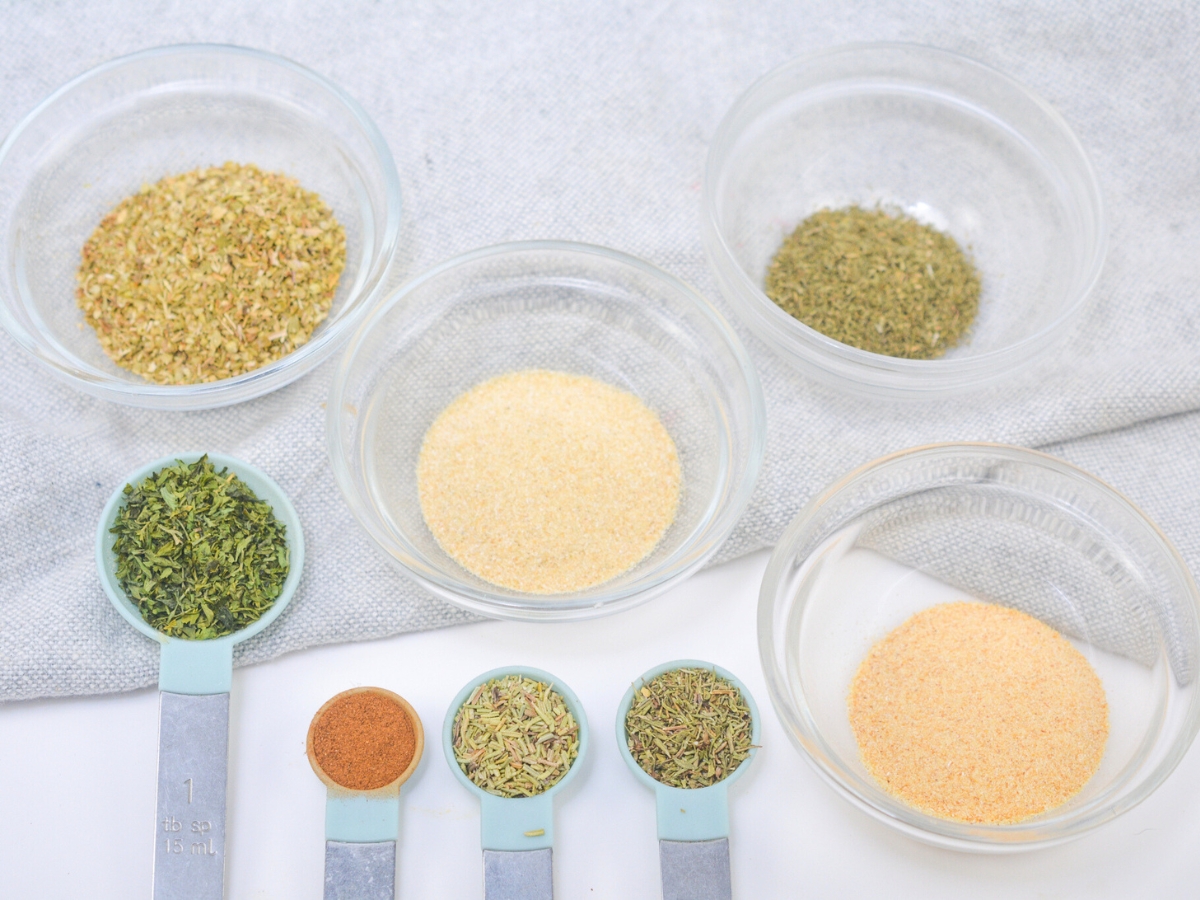 ingredients needed to make greek seasoning 