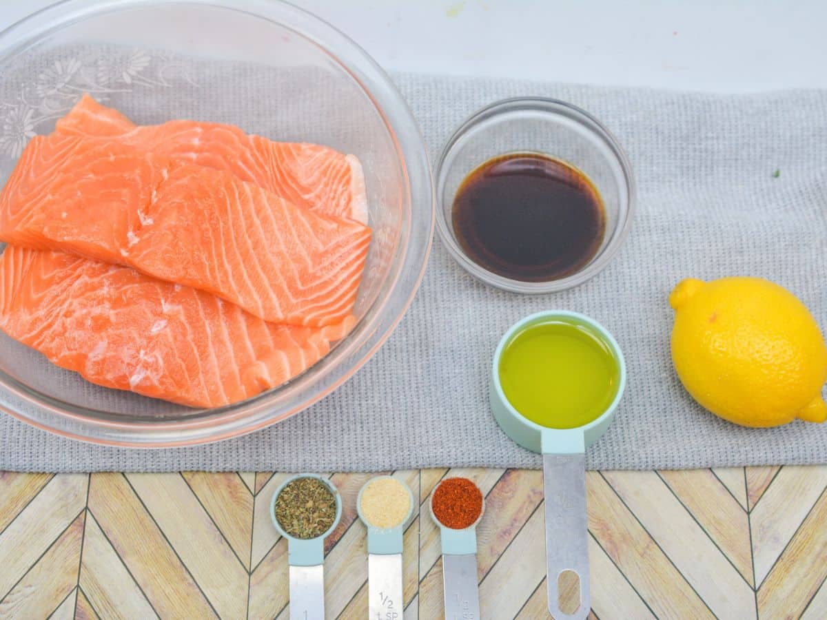 ingredients needed for grilled salmon