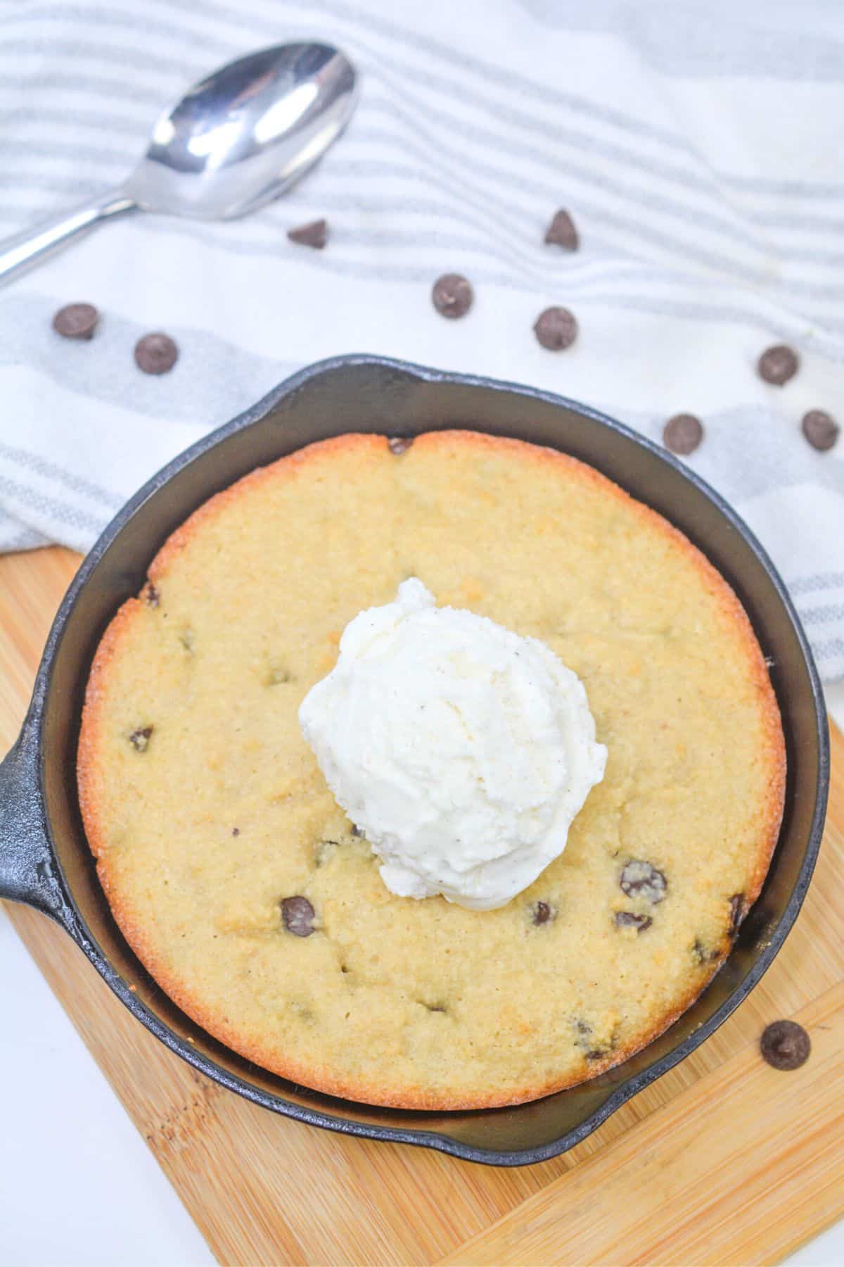 Keto Chocolate Chip Skillet Cookie - All Day I Dream About Food