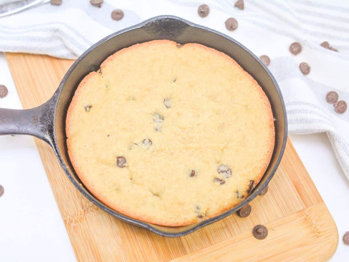 Mini Cast Iron Skillet Cookies (with Premade Dough!) - Pumpkin 'N