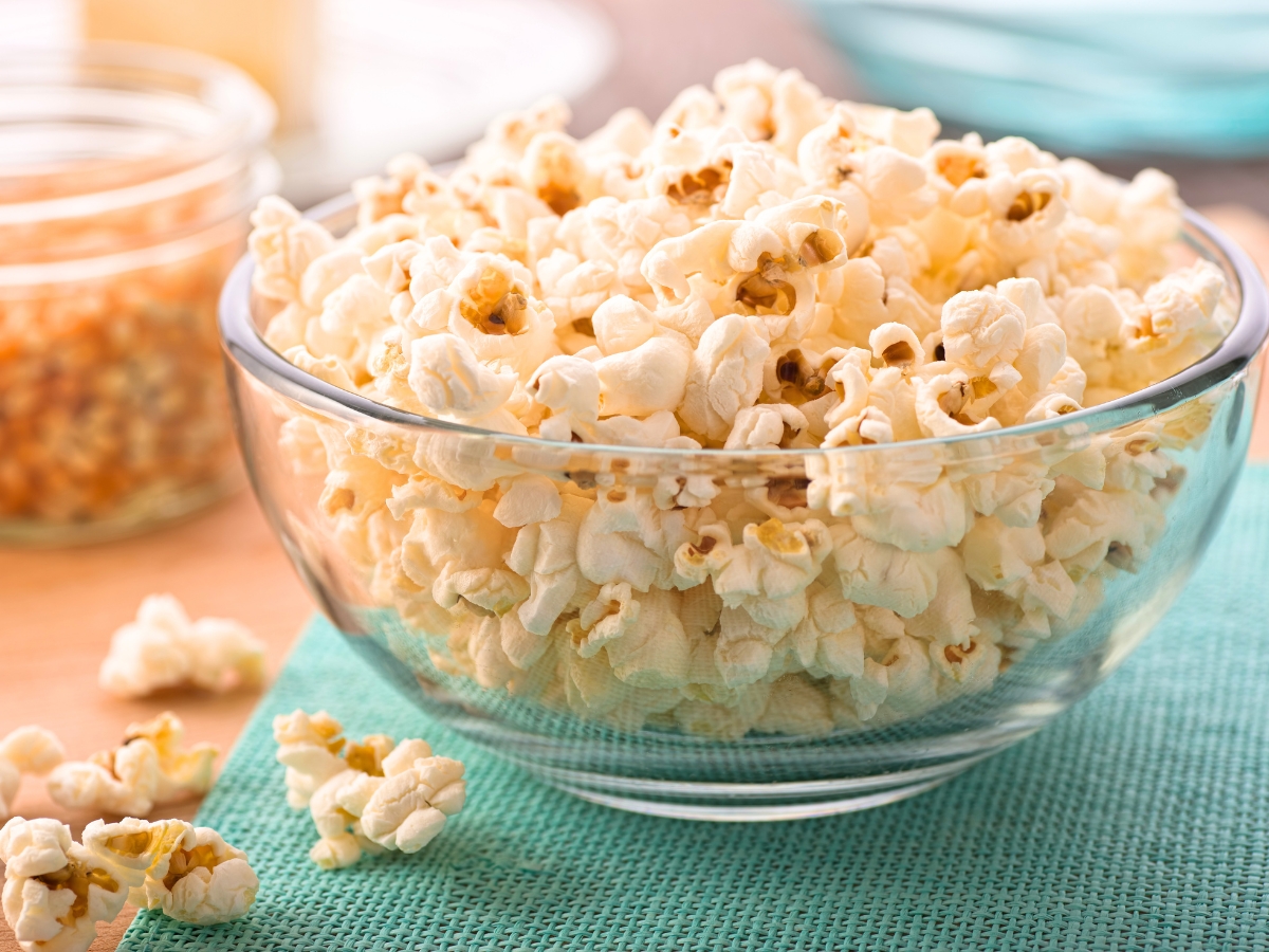 is-popcorn-keto-friendly-keto-snack-ideas-low-carb-yum