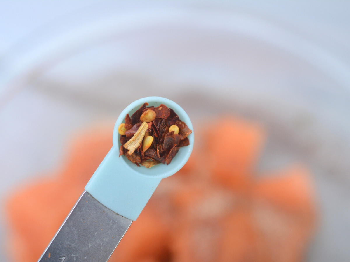 teaspoon of red crushed peppers