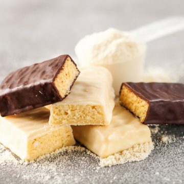 keto protein bars featured image