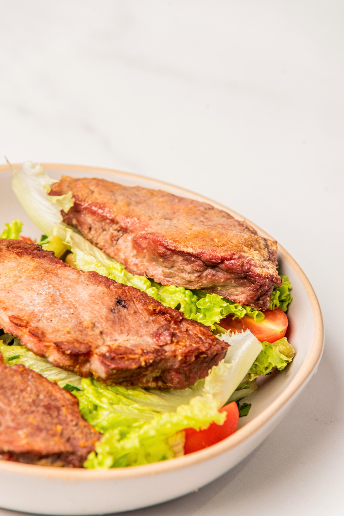 bbq ribs on salad