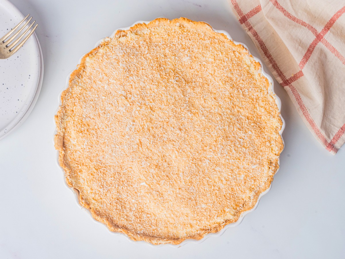 Easy Coconut Cream Pie (Keto Recipe)