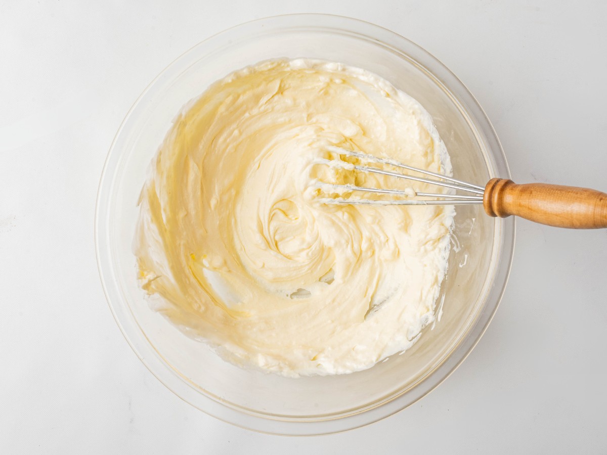 whipped cream cheese mixture