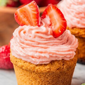 Strawberry Cream Cheese Frosting Featured Image