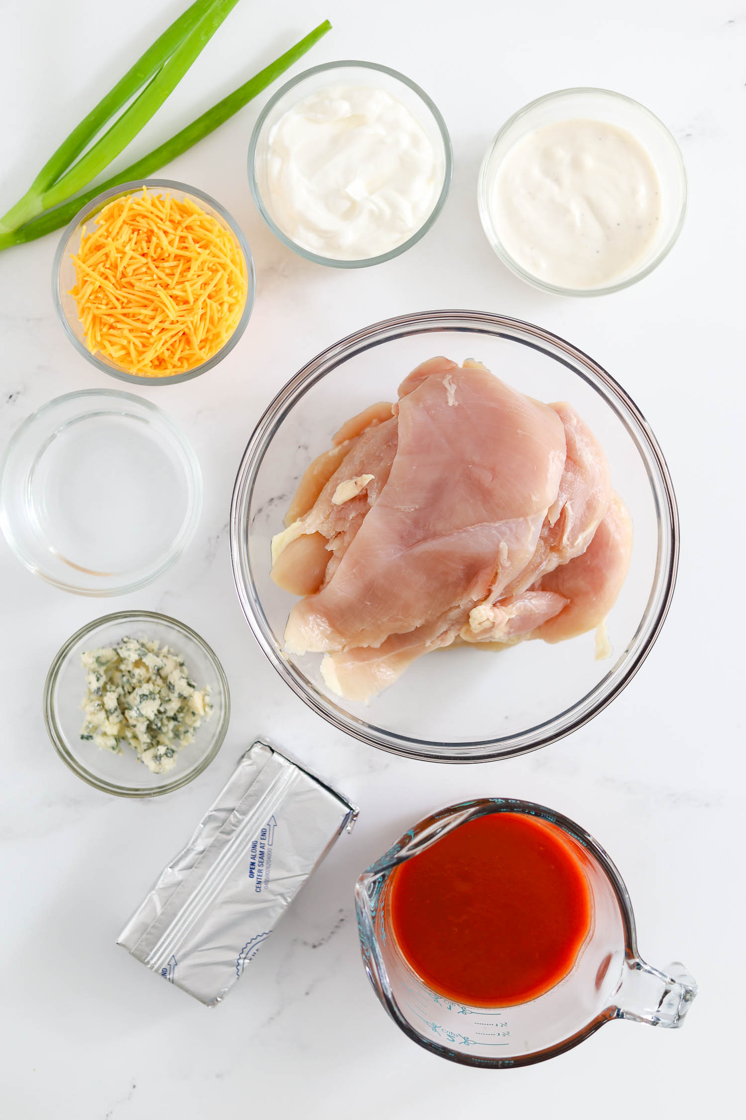 ingredients needed to make buffalo chicken dip 